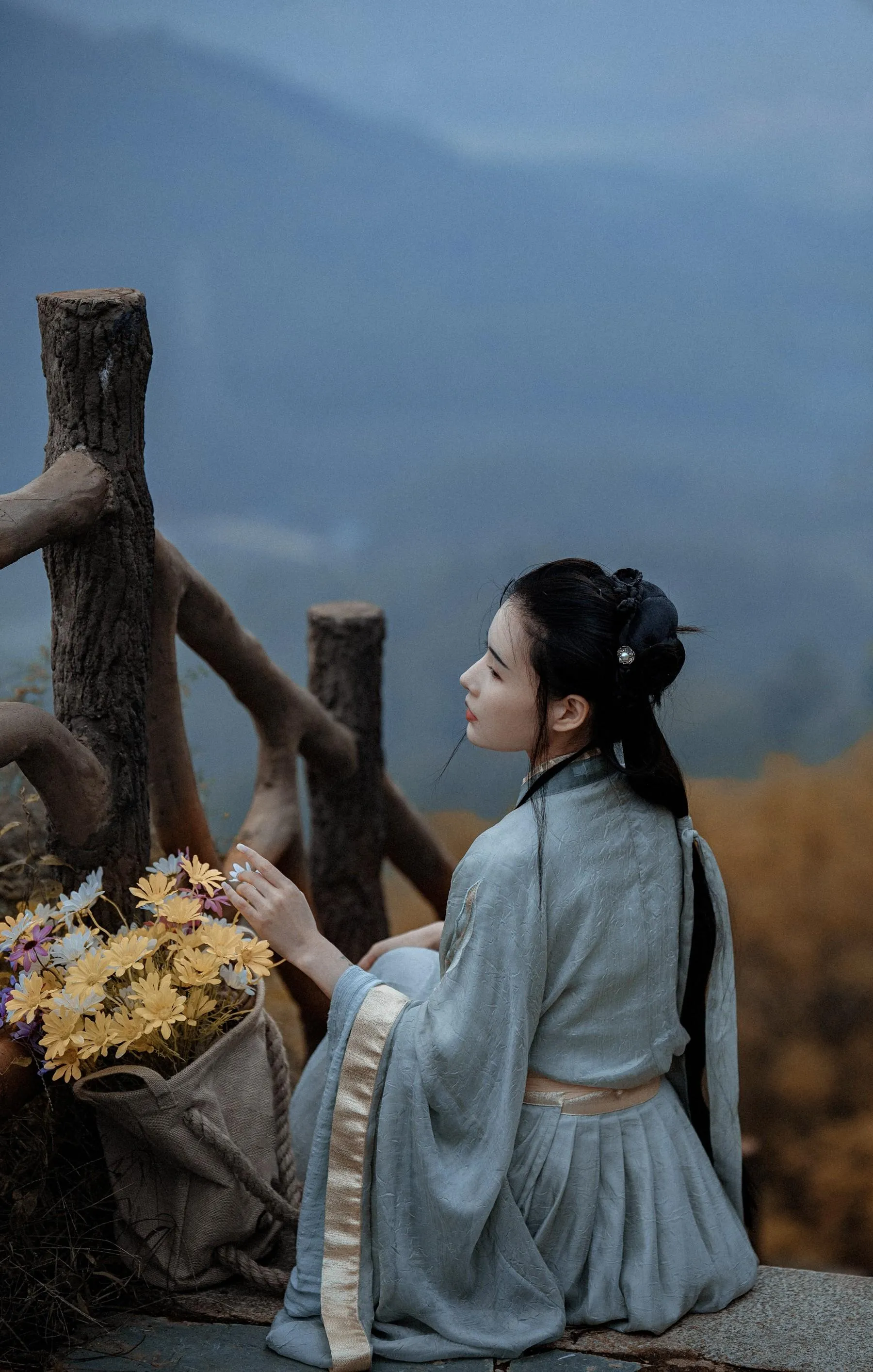 [YITUYU艺图语]2022.02.22 远山无月见秋灯 雅熙 [26P]插图1